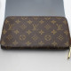 Pre Owned Louis Vuitton Zippy Wallet