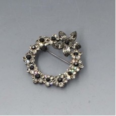 Crystal Wreath Flower Brooch