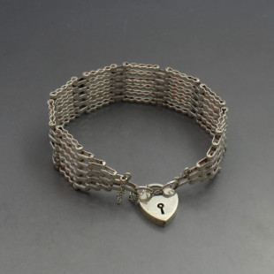 Designer Silver EI Gate Bracelet 