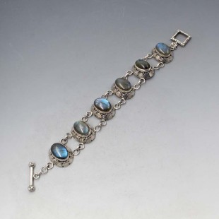 Sterling Silver and Labradorite Bracelet