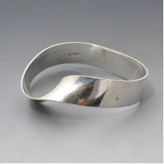 Seamus Gill Designer Bangle 