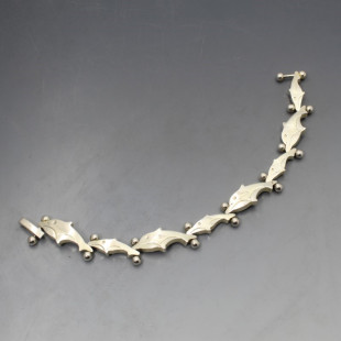 Solid Silver Dolphins Bracelet