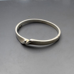 Vintage Quinn Sterling Silver Bangle