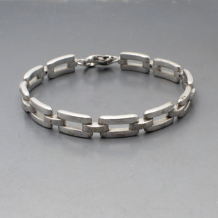 Linear Silver Link Bracelet