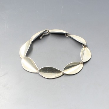 Aare & Krogh Silver Leaf Bracelet