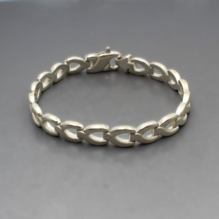 Silver Link Bracelet 26 Grams