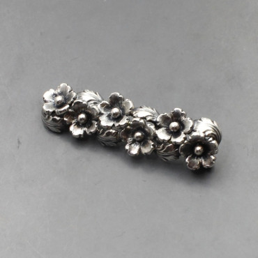 NE FROM Silver Flowers Brooch