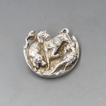 Vintage Solid Silver Hunting Brooch 