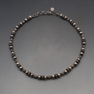 ILARIA Sterling Silver Bead Necklace
