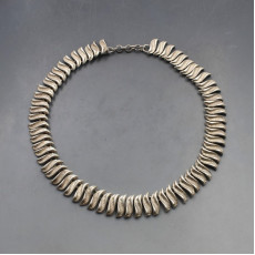 Decorative Sterling Silver Leaves Necklace
