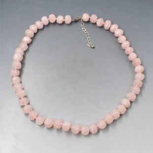 Rose Quartz Beads Necklace 17 Inches