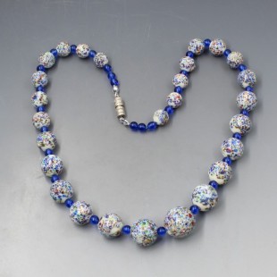 Venetian Splatter Glass Beads Necklace       **
