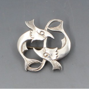 Geoffrey Bellamy for Ivan Tarratt Dolphins Brooch