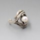 PERLI Silver and Pearl Ring