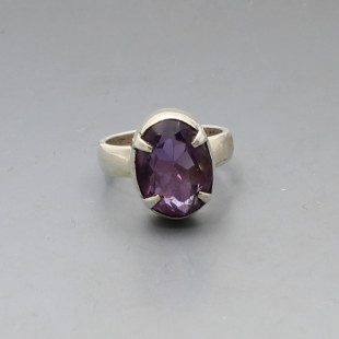 Amethyst Oval and  Silver Ring UK Size L