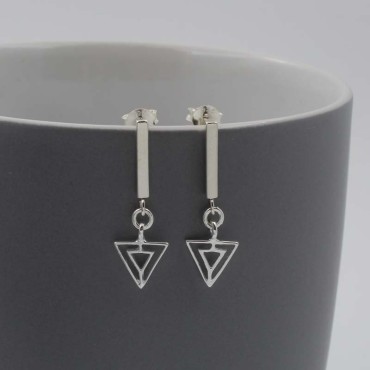 Silver Textured Triangle Short Chain Drop Earrings