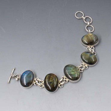 Sterling Silver and Labradorite Bracelet