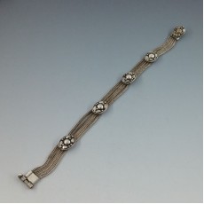 Decorative Silver Cabochon Chain Bracelet