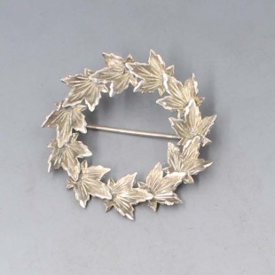 Silver Leaf Wreath Brooch