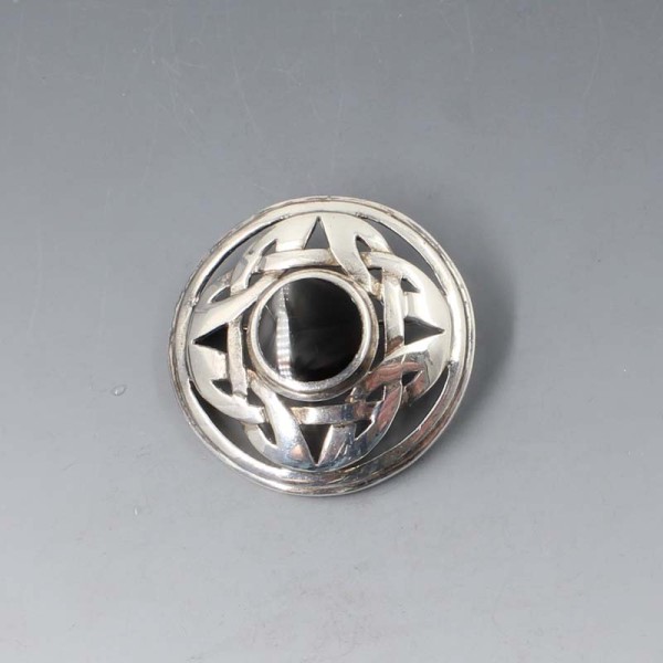 World FREEPOST Large Sterling silver and black onyx cabochon Celtic brooch