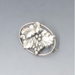 Hugo Grun Floral 830 Silver Brooch