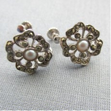 Sparkling Marquisite and Pearl  Flower Earrings