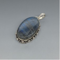 Oval Labradorite and Sterling Silver Pendant