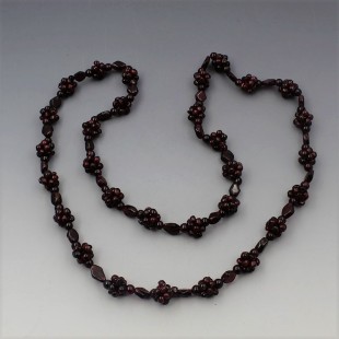  Garnet Beads Necklace