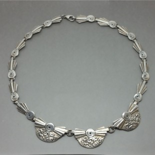 Art Deco Style Sterling Silver Fan Detail Necklace