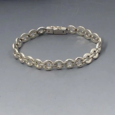 JW  Sterling Silver Link Bracelet