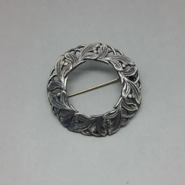 Bernard Instone Silver Leaves Wreath Brooch