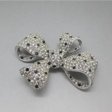 Ciner Large Crystal Bow Brooch