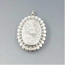 Stunning Large Floral Sterling Silver Locket