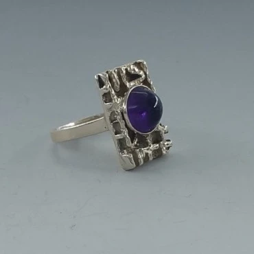  CNP Claus Linkenheil Amethyst Modernist Ring
