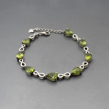 Shipton & Co Peridot and Silver Bracelet
