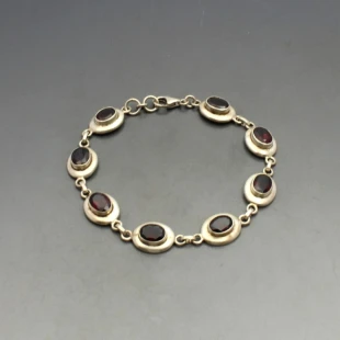 Garnet and Silver Ovals Bracelet