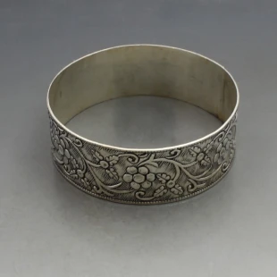 Solid Silver Decorative Bangle