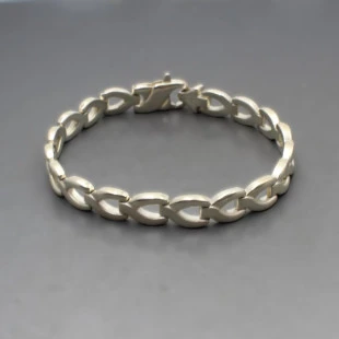 Silver Link Bracelet 26 Grams
