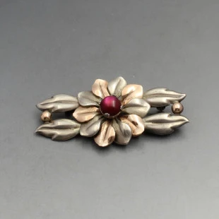 Kreisler USA Silver Floral Brooch