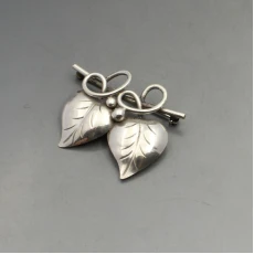 La Paglia Silver Leaves Brooch