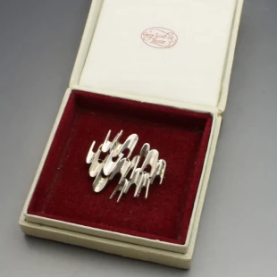 Ernest Blyth for Ivan  Tarratt Ltd Modernist Brooch