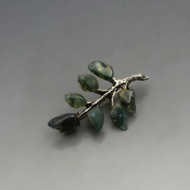 Moss Agate and Sterling Silver Brooch