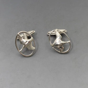 Magnus Maximus Design  Swan Cufflinks