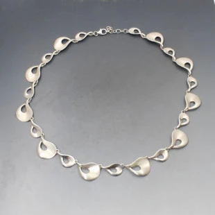 SIlver Modernist Swirls Link Necklace