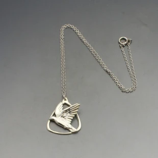 Magnus Maximus Design Silver Bird Pendant