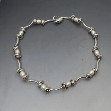 Hi Ho Silver Freshwater Pearl and Silver Necklace