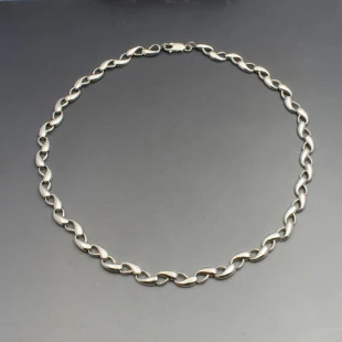 Decorative Designer Silver Link Necklace