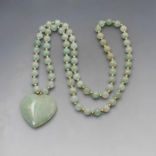 Aventurine Beads necklace with Heart Pendant