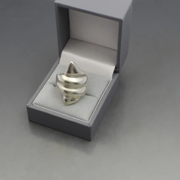Designer Silver Shell Ring UK Size L