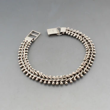 Decorative Flat Silver Chain Bracelet